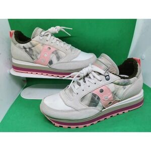 SAUCONY Women's 7 Shoes Beige Camo Peach Green Suede Fabric Jazz Triple Sneaker